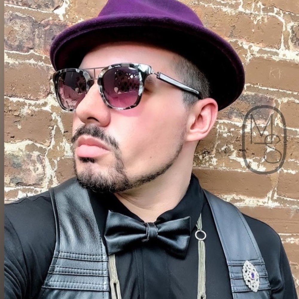 Meet your Posher, John